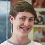 歯茎炎と脱灰を予防するための矯正器具ケア:ブラッシングとフロスの重要性